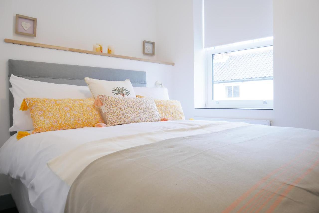 Sunset View, 2 Bedrooms In The Heart Of Holt With Parking Luaran gambar